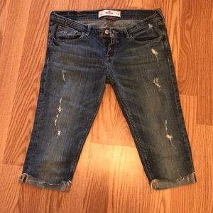 Hollister capris / cropped jeans